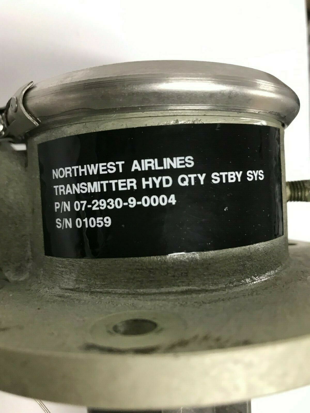 Over 10 million line items available today.... - BOEING TRANSMITTER, P/N EA1065A3675 HYD QTY STBY SYS 8130-3 # 11122/11124 (4) BOEING TRANSMITTER, P/N EA1065A3675 HYD QTY STBY SYS 8130-3 # 11122/11124 (4) - Image 5