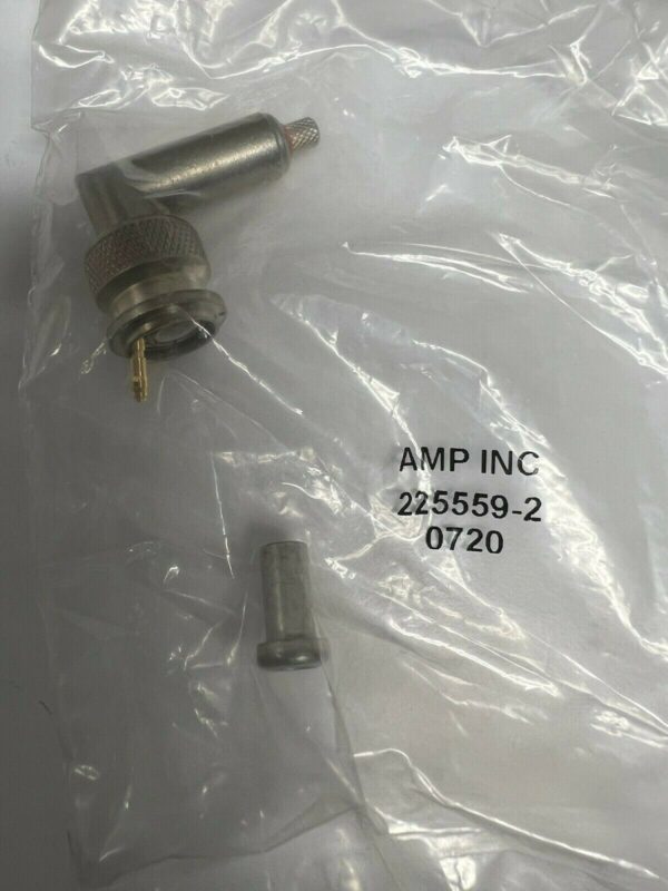 CONNECTOR TNC 90 DEGREES P/N 225559-2 NS COND # 2069 (2)