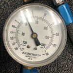 EATON  HIGH PRESSURE AIR GAUGE (3)  WITH METAL CASE USED   #  10943 - Image 5