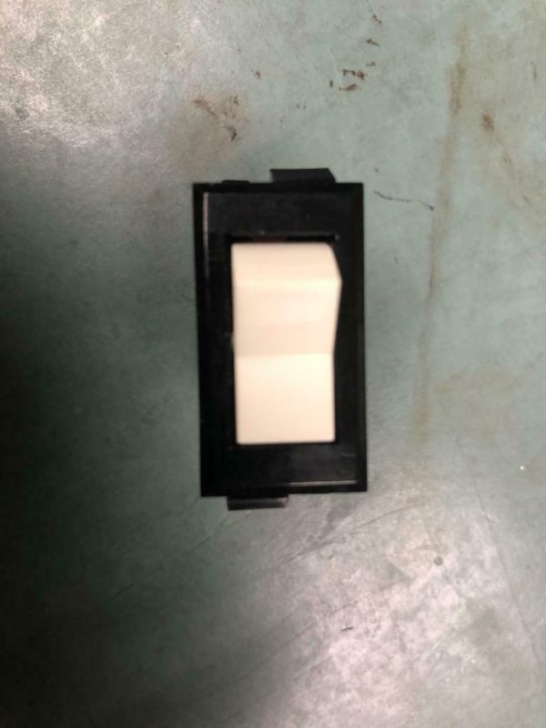 SWITCH P/N S2160-1 NE COND #  511 (10)