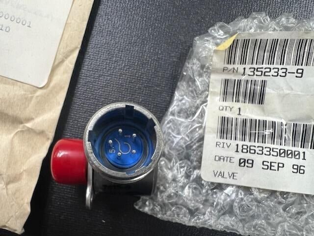 Over 10 million line items available today.. - VALVE (HONEYWELL TRACE) P/N 135233-9 NE COND # 1461 VALVE-HONEYWELL-TRACE-PN-135233-9-NE-COND-1461-295025391492-6